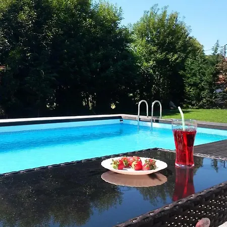 Equinaturi Orman Evi Santo Tirso