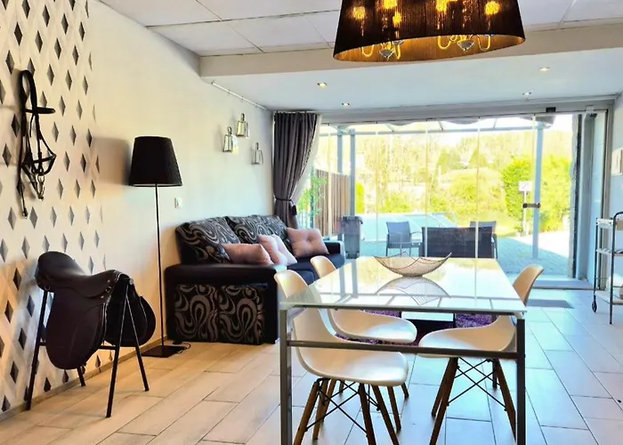 Equinaturi בית נופש *